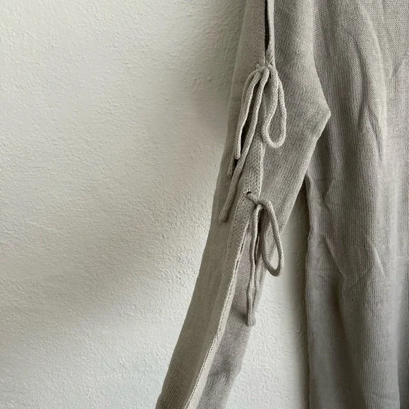 Zeagoo Woman Gray Long Sleeve Side Slit Long Sweater Dress, Size XL - Picture 3 of 9